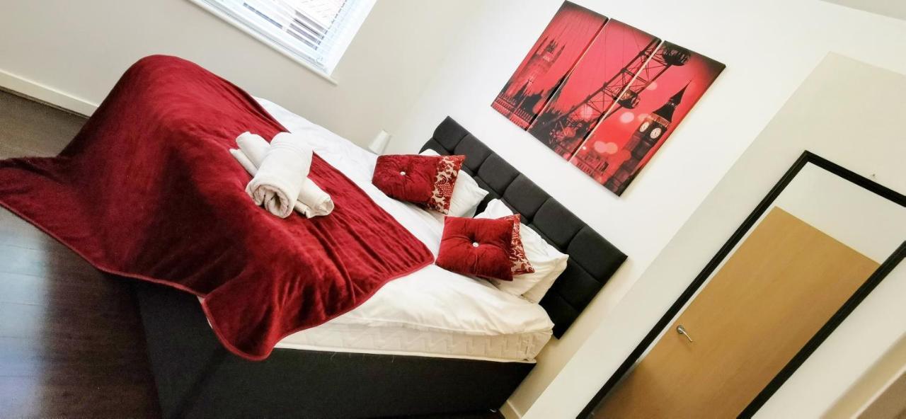 J Quarter - Sleeps 5 Long Term & Families Comfortably, 4 Beds, 2 Bathrooms Birmingham Eksteriør bilde