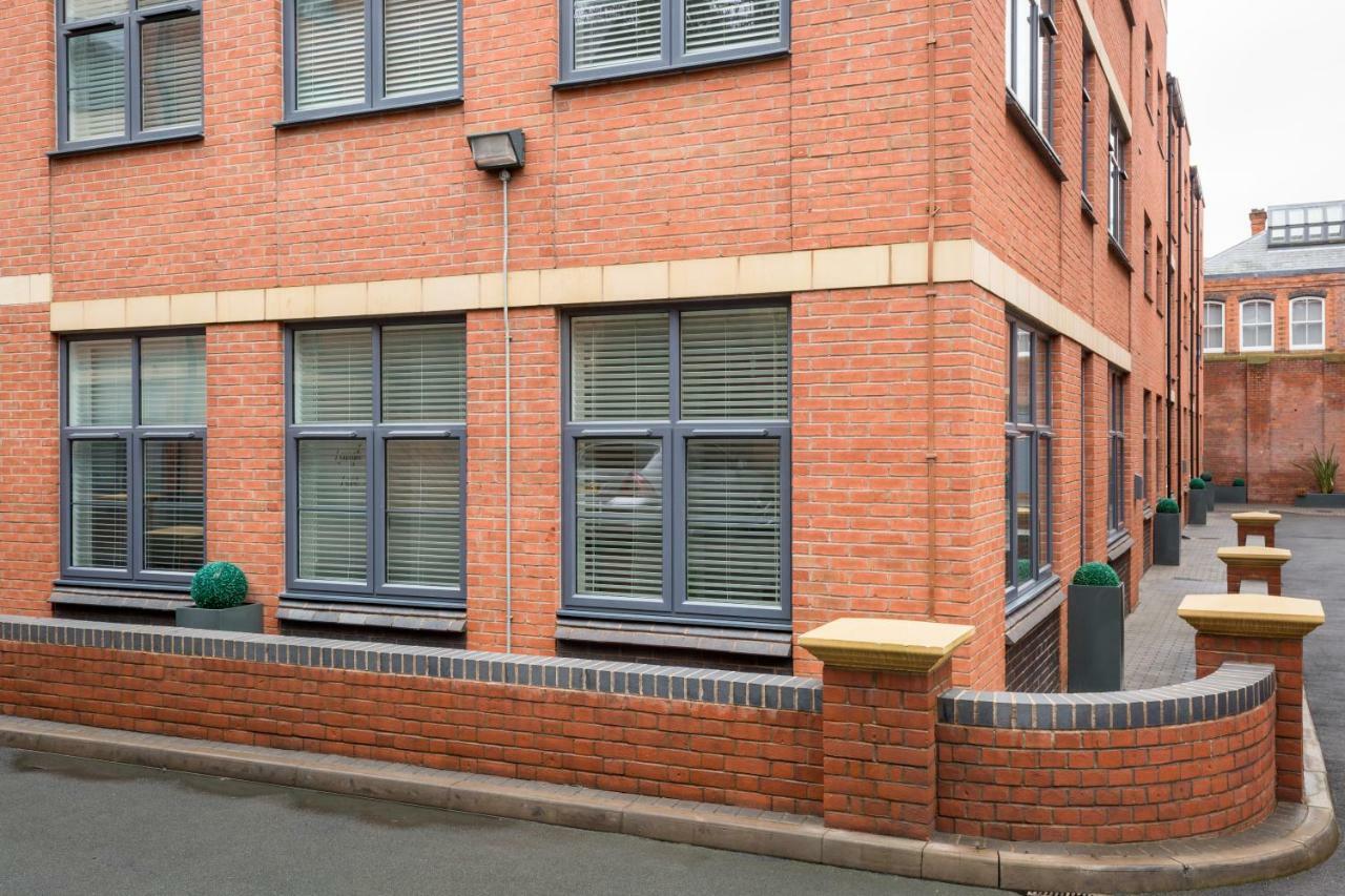 J Quarter - Sleeps 5 Long Term & Families Comfortably, 4 Beds, 2 Bathrooms Birmingham Eksteriør bilde